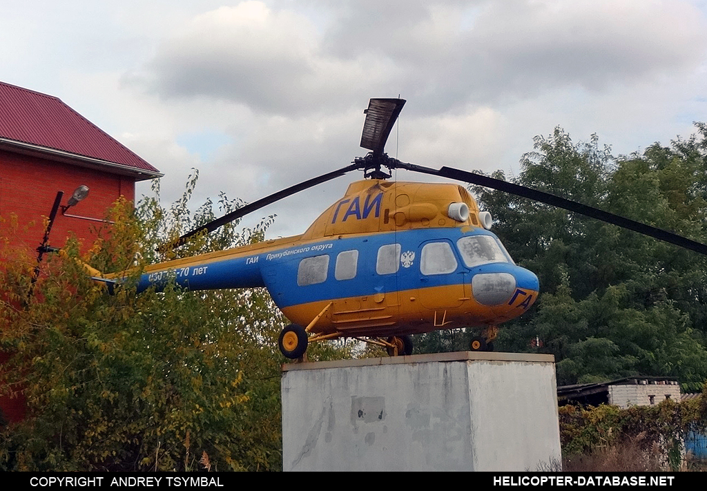 PZL Mi-2   RA-23758