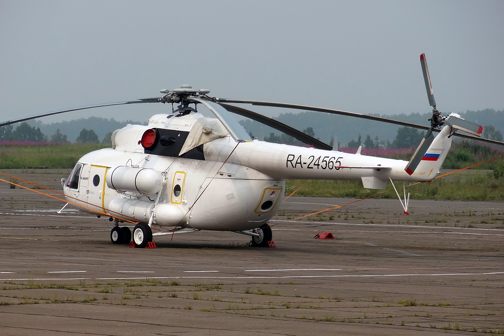 Mi-8AMT   RA-24565