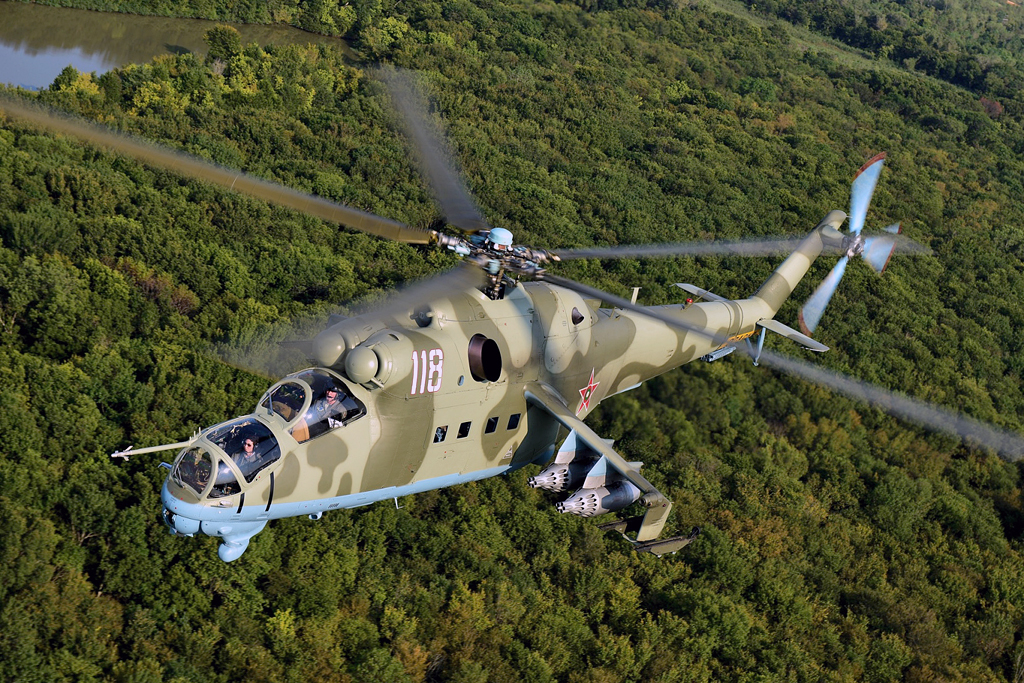 Mi-24D   N118NX