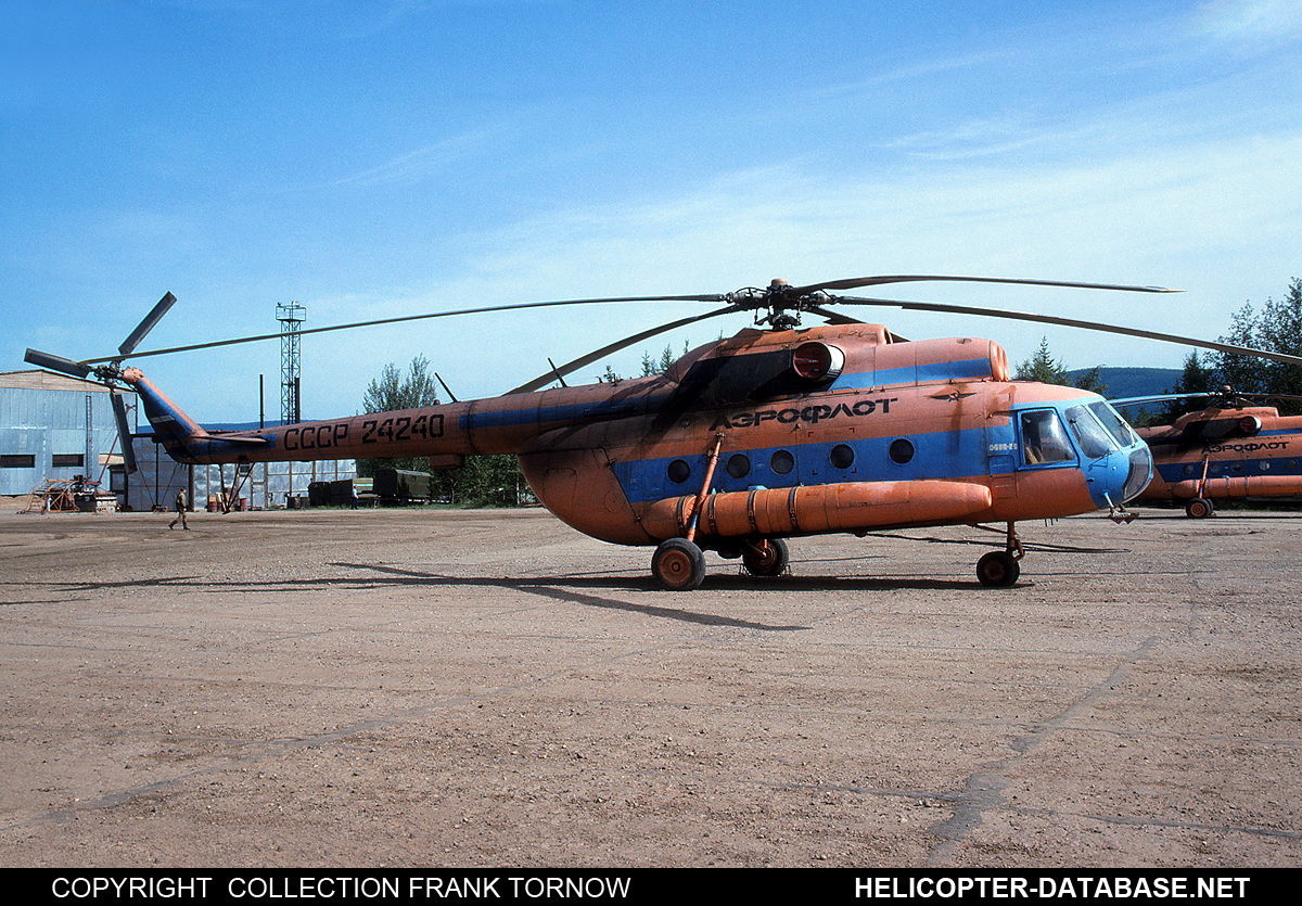 Mi-8T   CCCP-24240