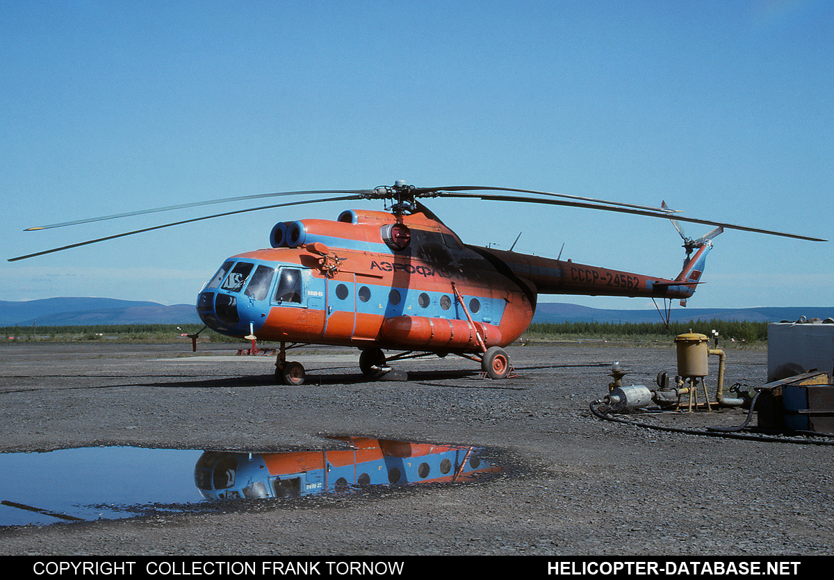 Mi-8T   CCCP-24562