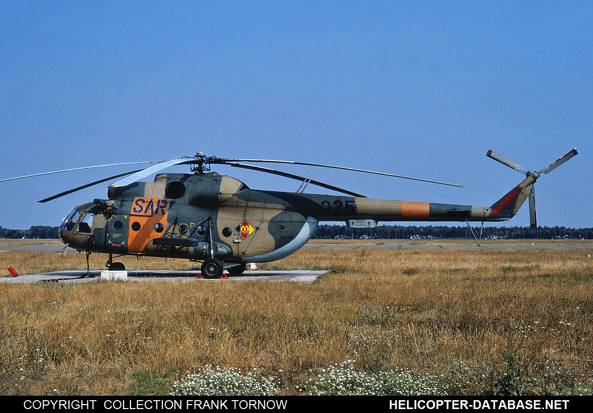 Mi-8T   925