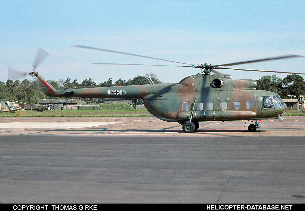 Mi-8PS   93+60