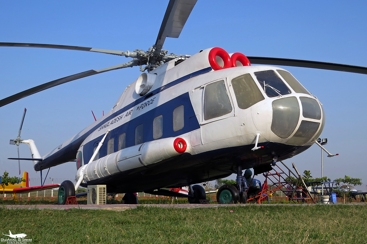 Mi-8PS   401