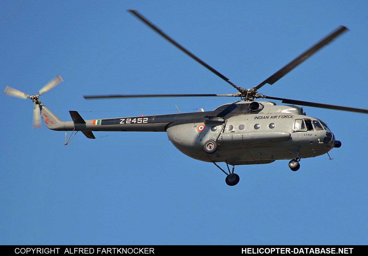 Mi-8T (upgrade by India)   Z2452