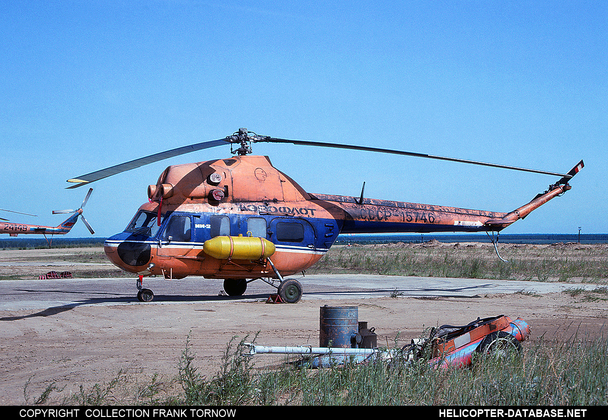 PZL Mi-2   CCCP-15746