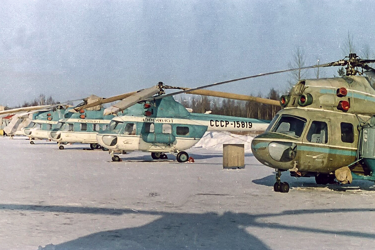 PZL Mi-2 CCCP-15819