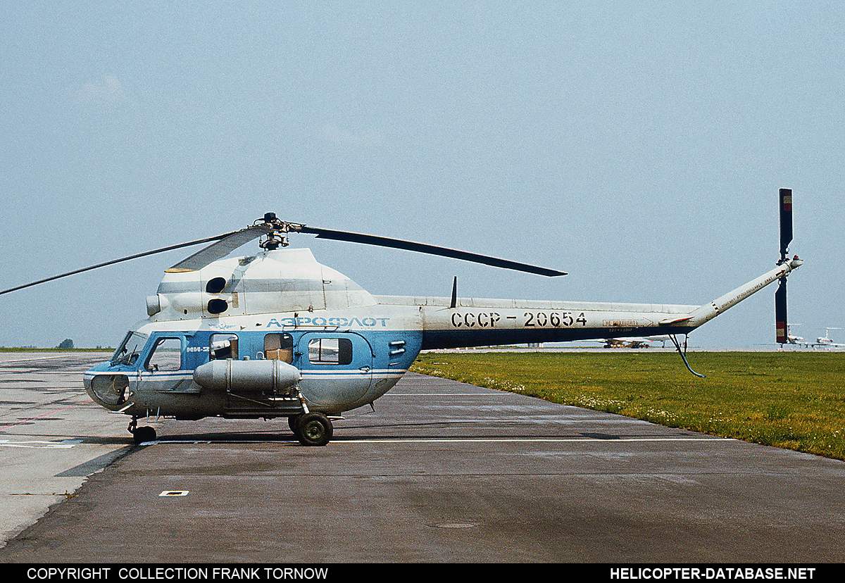 PZL Mi-2   CCCP-20654