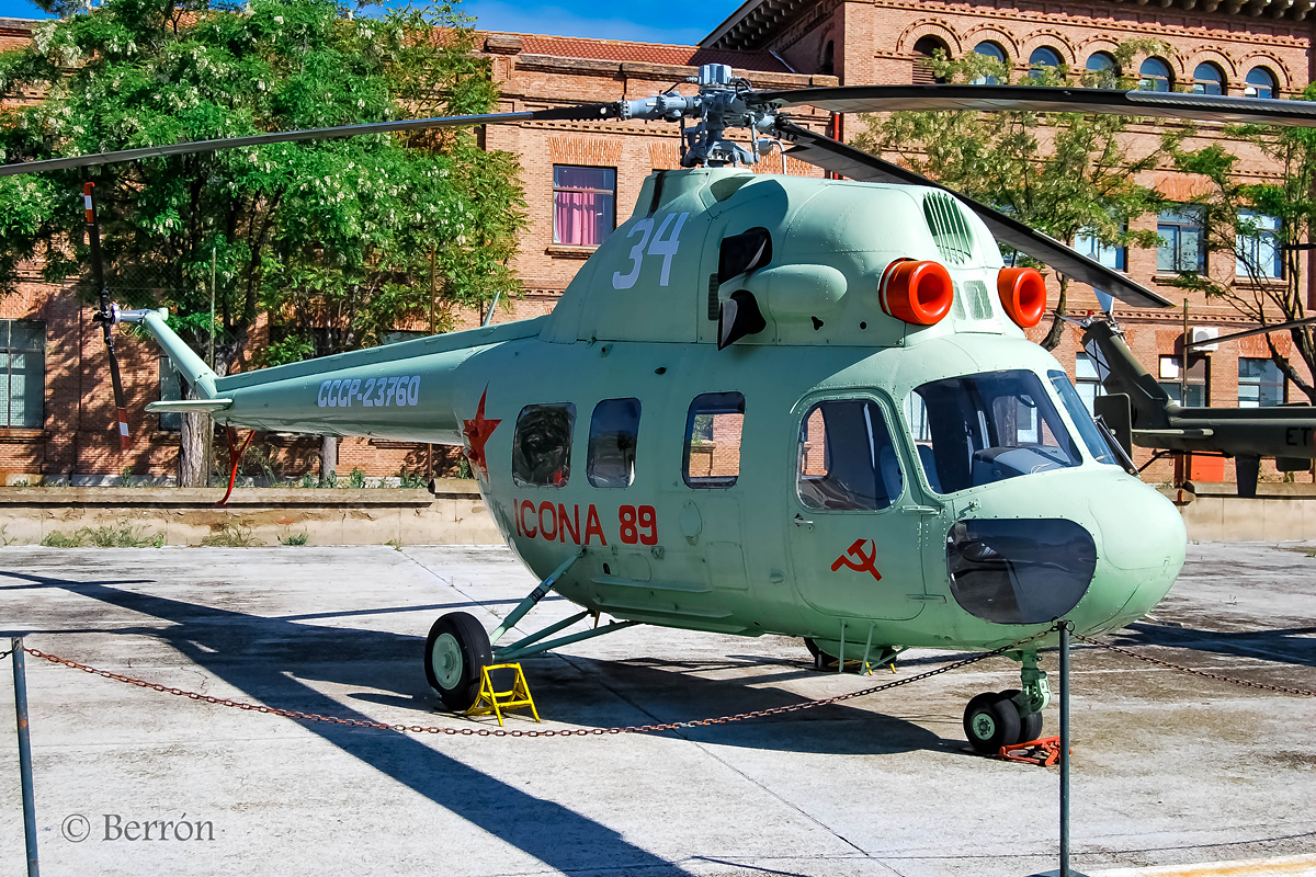 PZL Mi-2   CCCP-23760