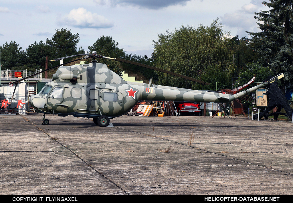 PZL Mi-2   01 red