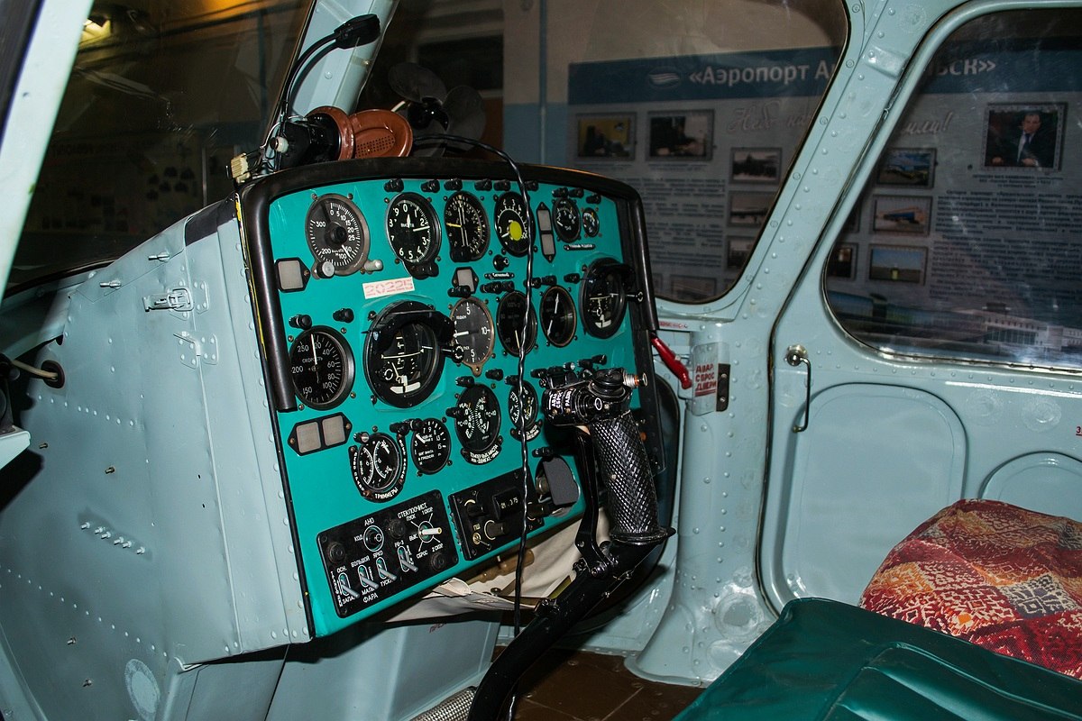 Cockpit Trainer SKP Mi-2   (no registration)