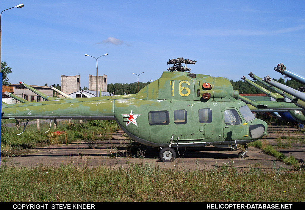 PZL Mi-2   16 yellow