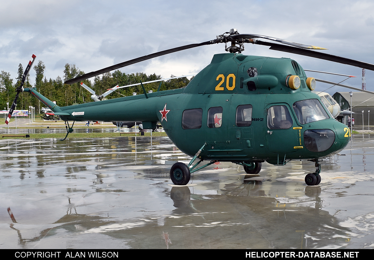 PZL Mi-2   20 yellow