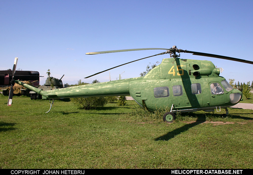 PZL Mi-2   45 yellow