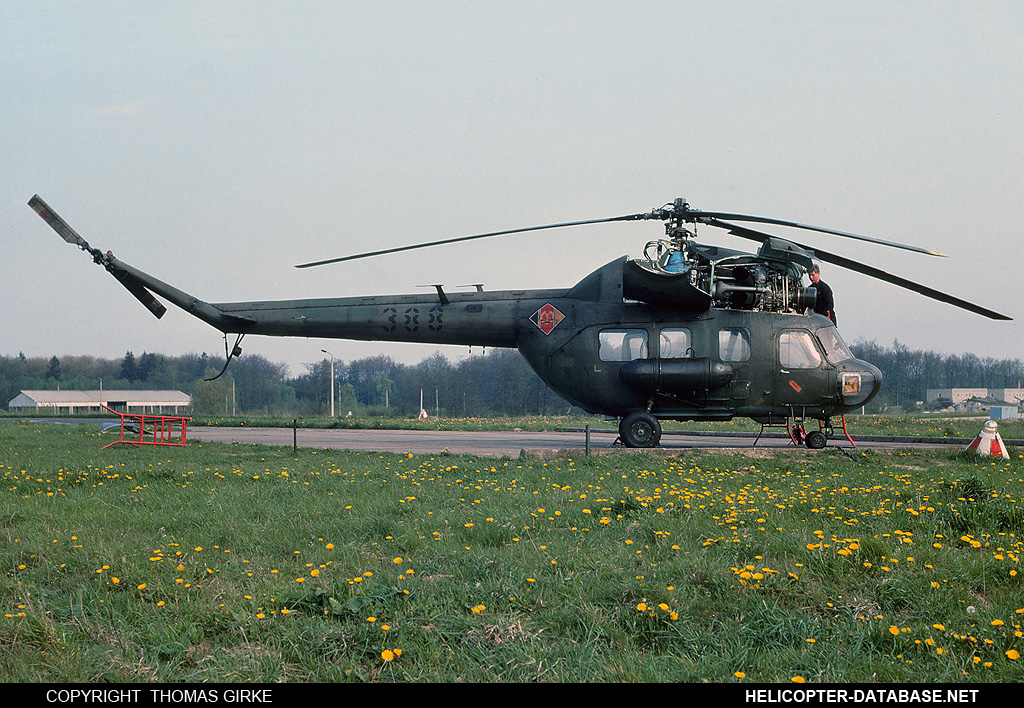 PZL Mi-2   388