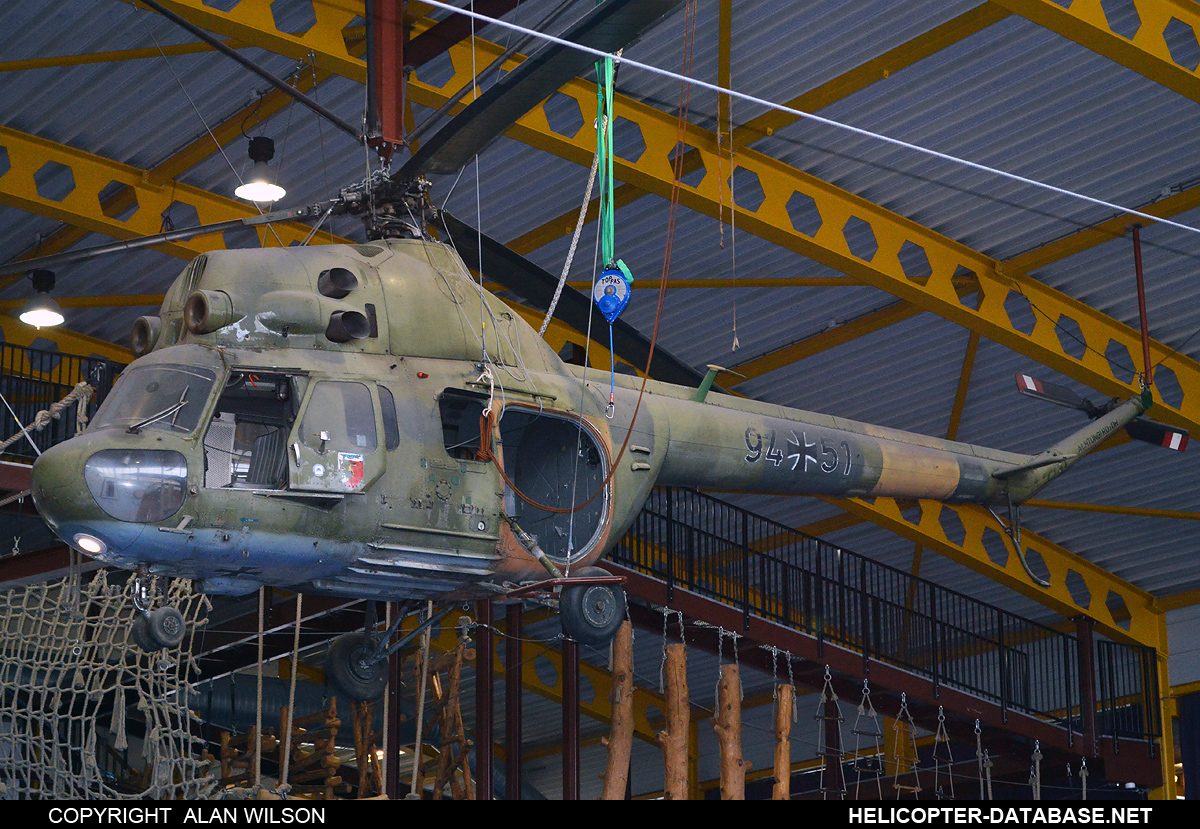PZL Mi-2   94+51