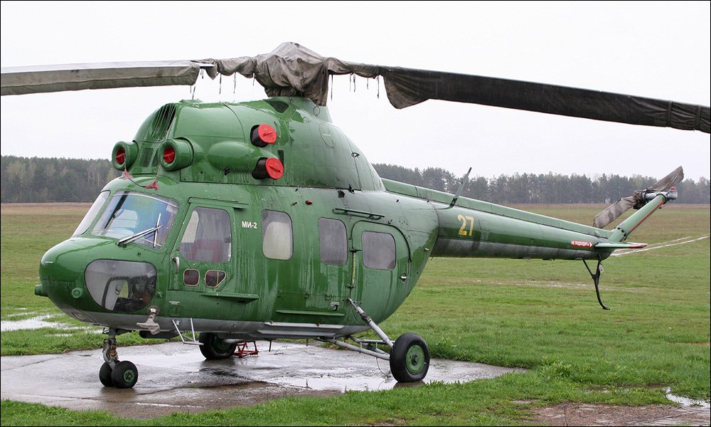 PZL Mi-2   27 yellow