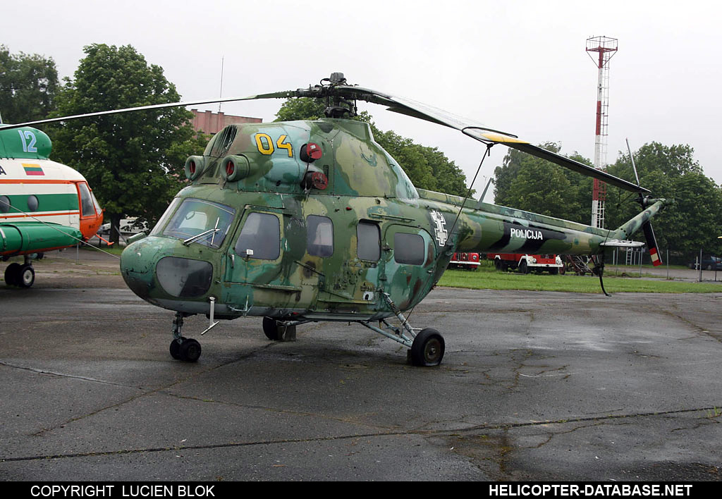 PZL Mi-2   04 yellow