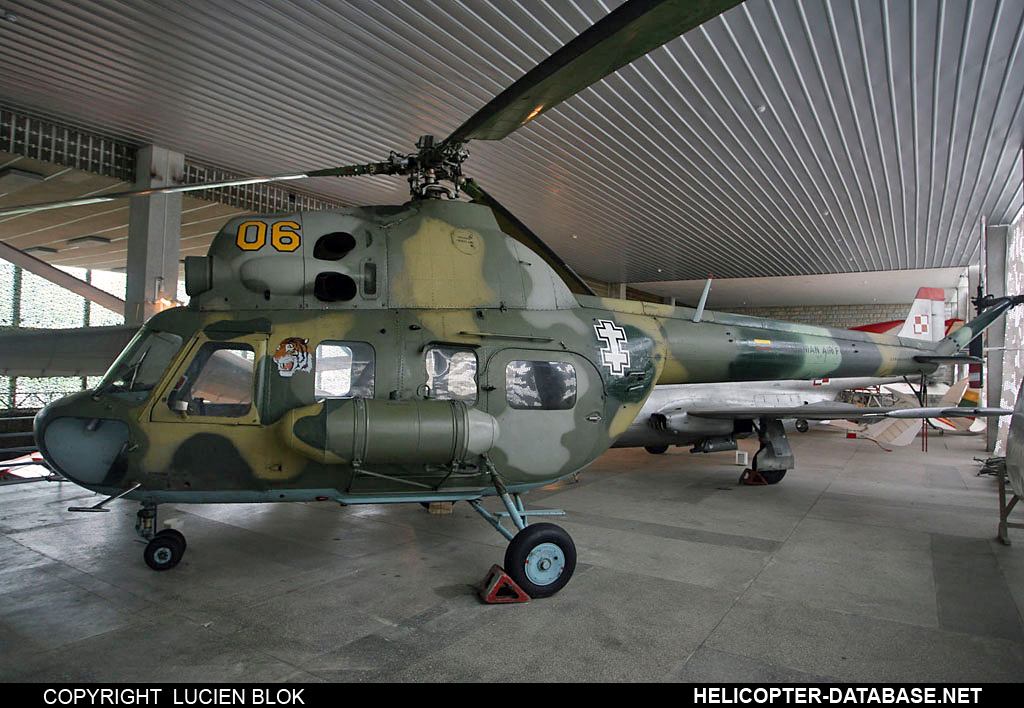 PZL Mi-2   06 yellow