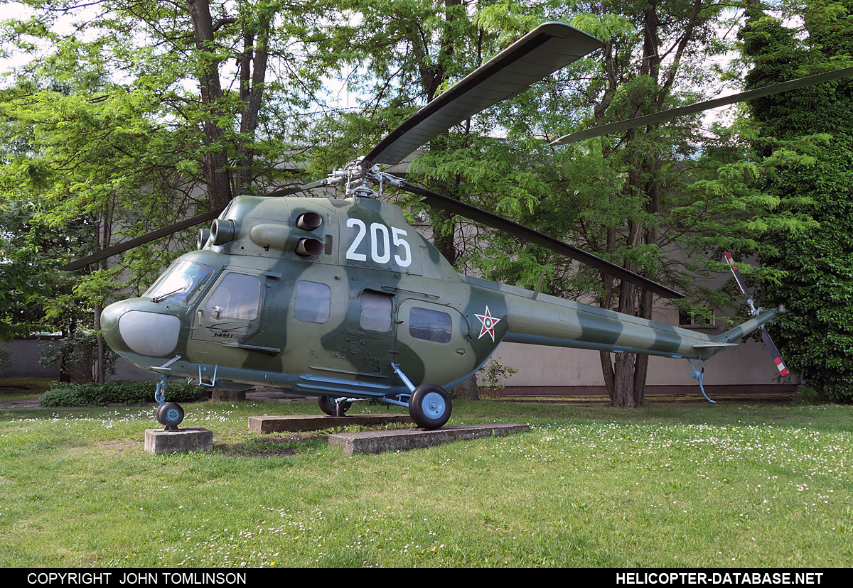PZL Mi-2   205