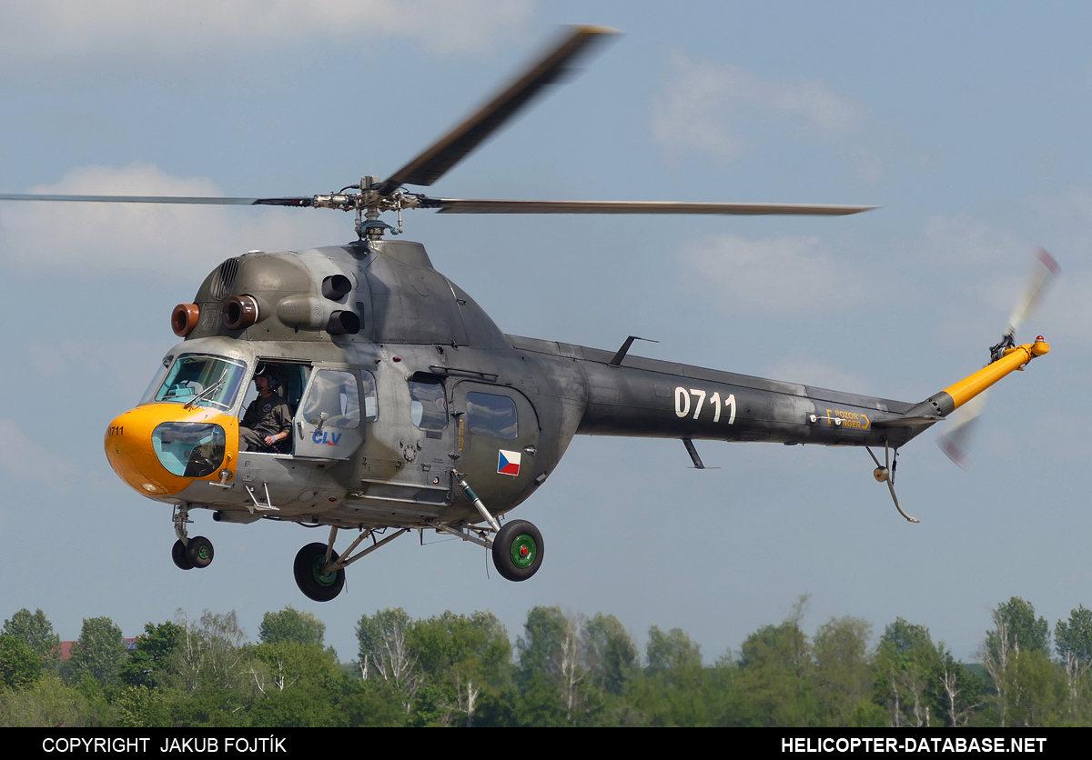 PZL Mi-2   0711