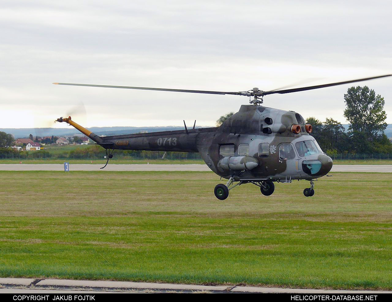 PZL Mi-2   0713