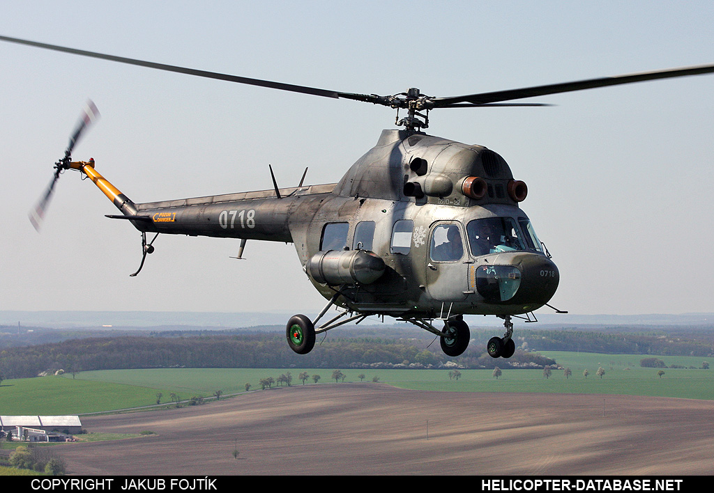 PZL Mi-2 0718