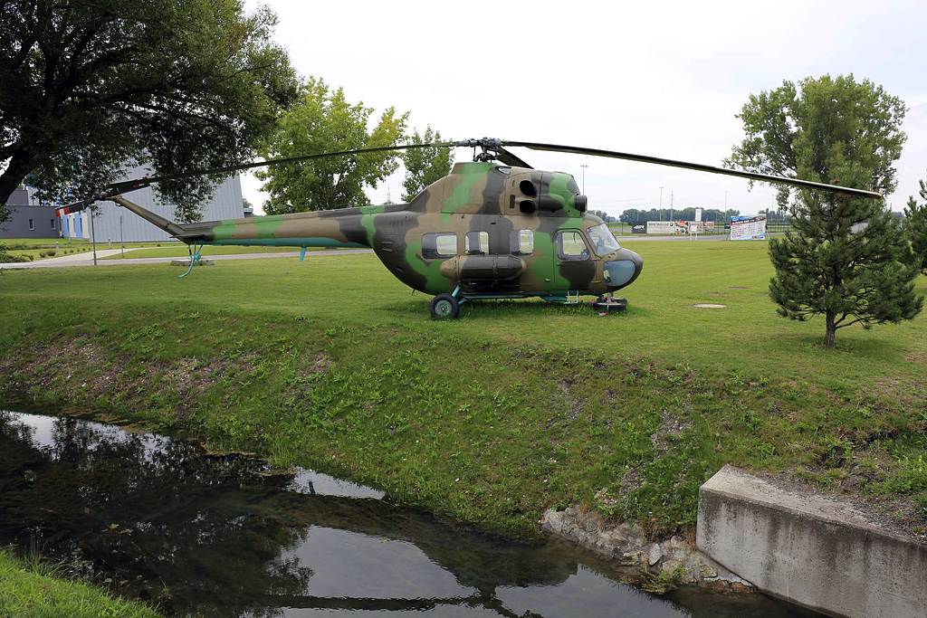 PZL Mi-2   (no registration)