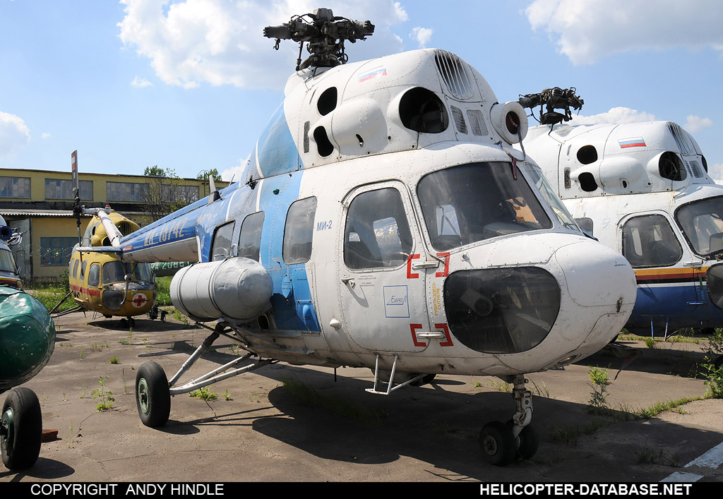 PZL Mi-2   RA-15742