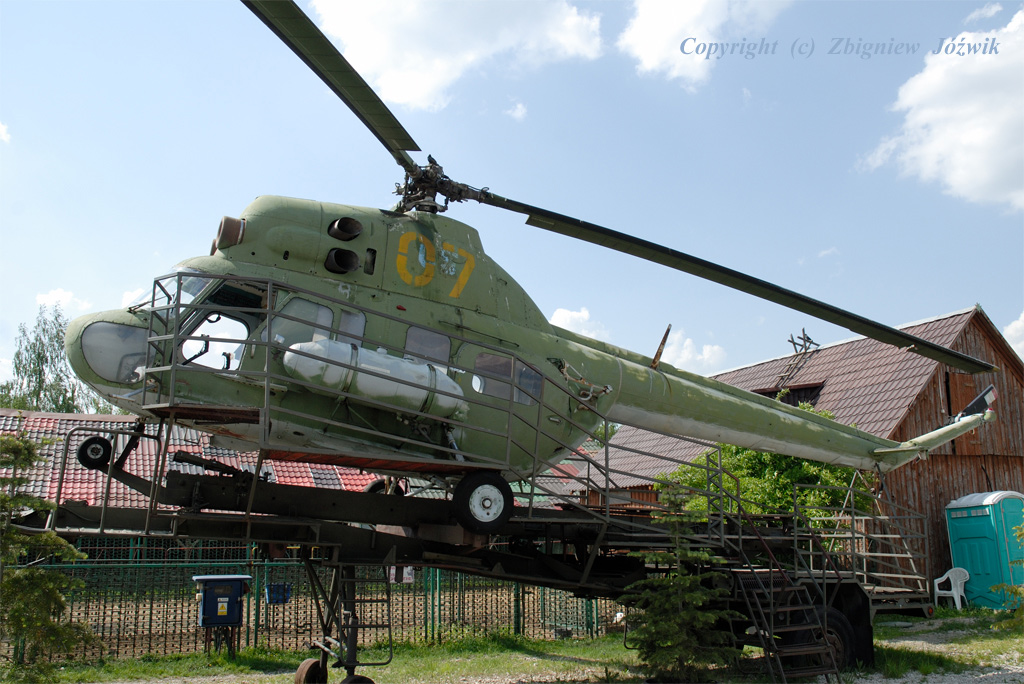 PZL Mi-2   07 yellow