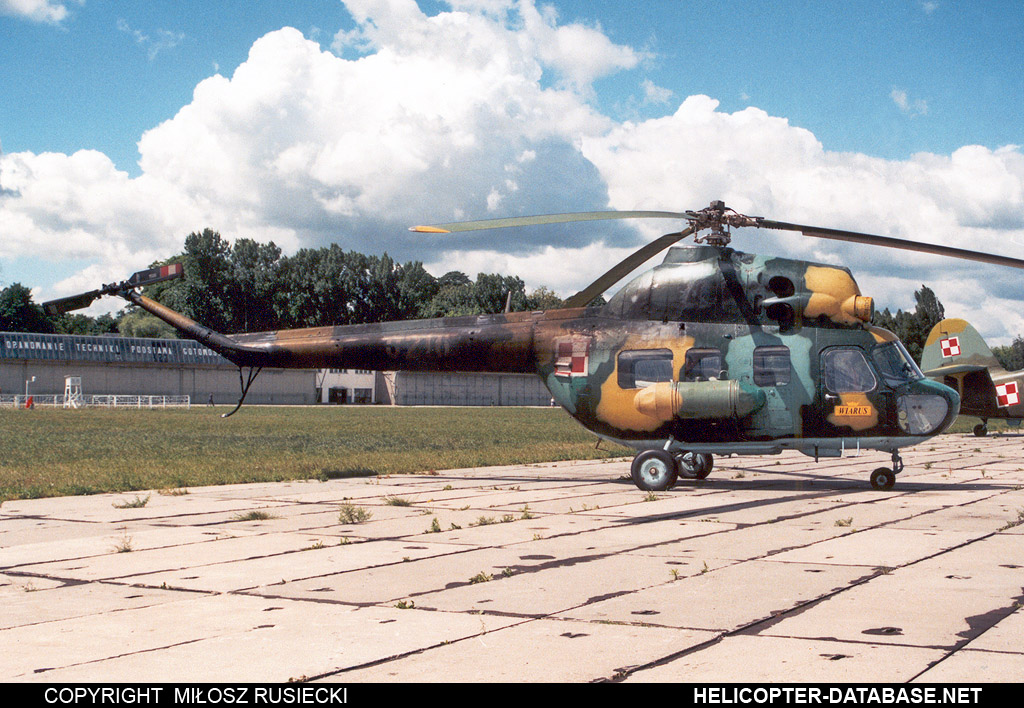 PZL Mi-2   0216