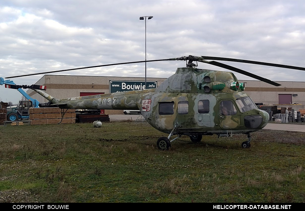 PZL Mi-2   2637