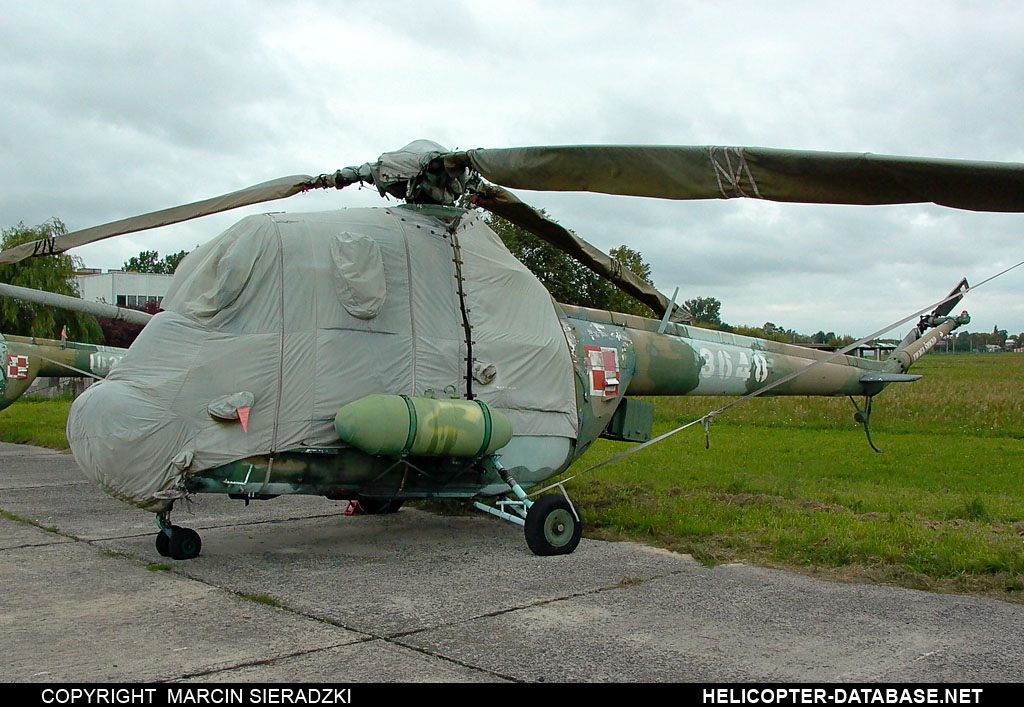 PZL Mi-2R   3648