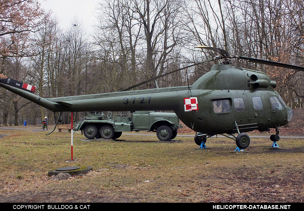 PZL Mi-2D   3727