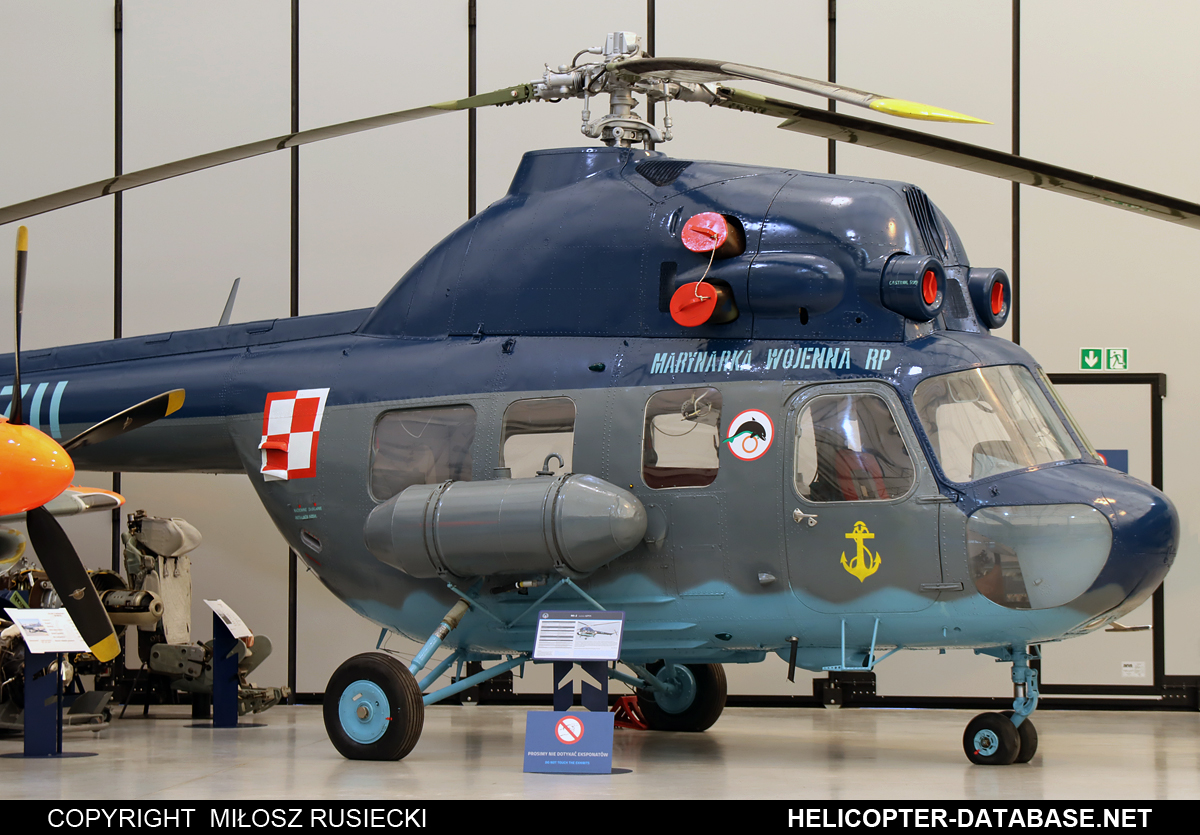PZL Mi-2P   4711