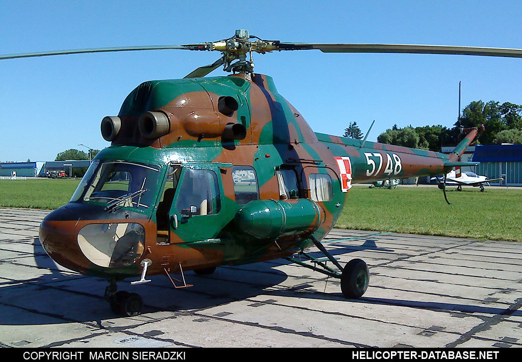 PZL Mi-2D   5748