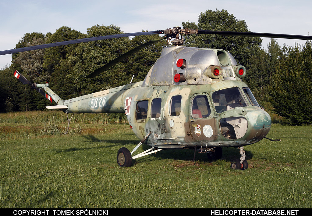 PZL Mi-2R   5826