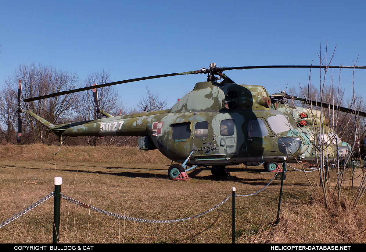 PZL Mi-2R   5827