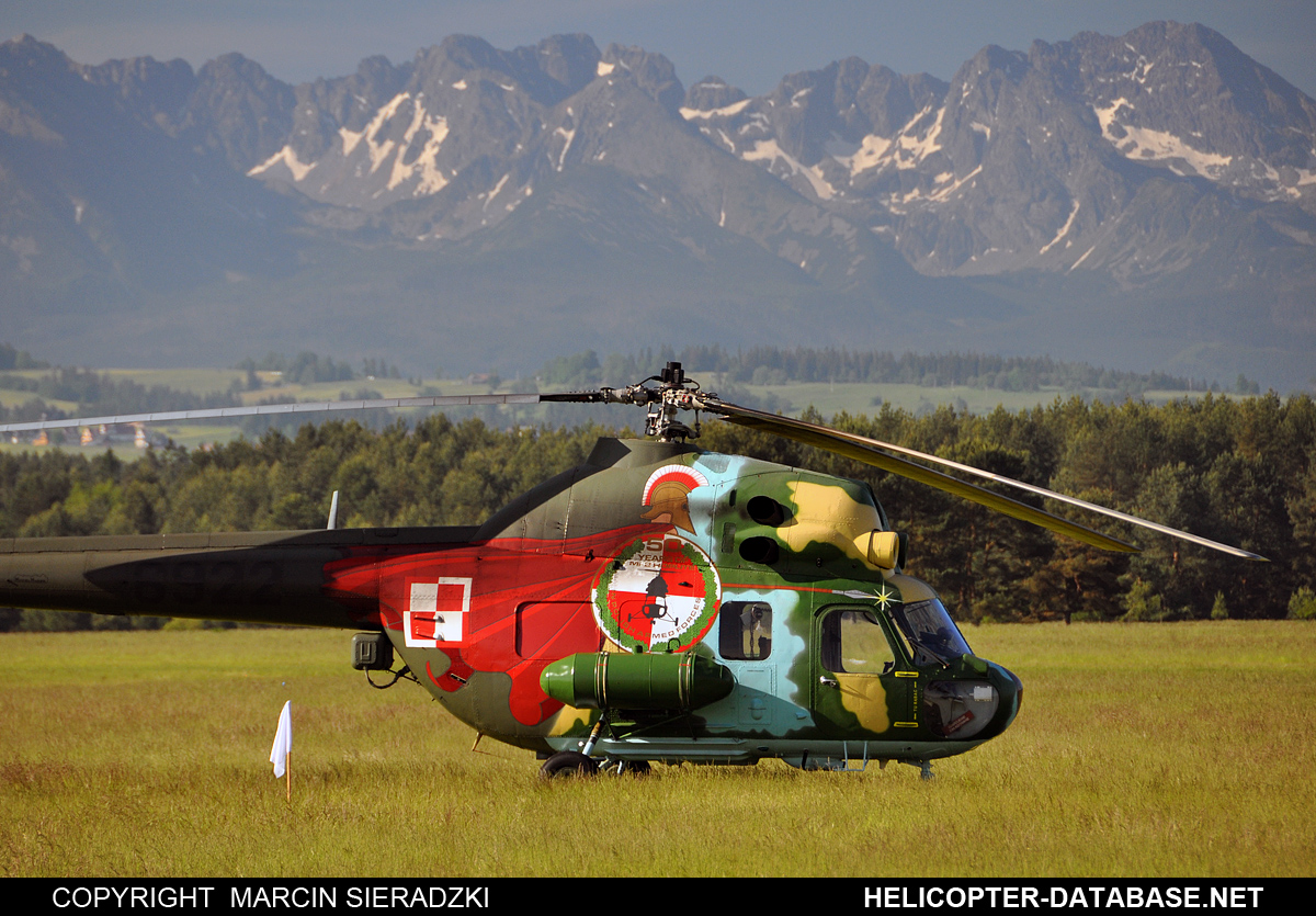 PZL Mi-2URP   6922