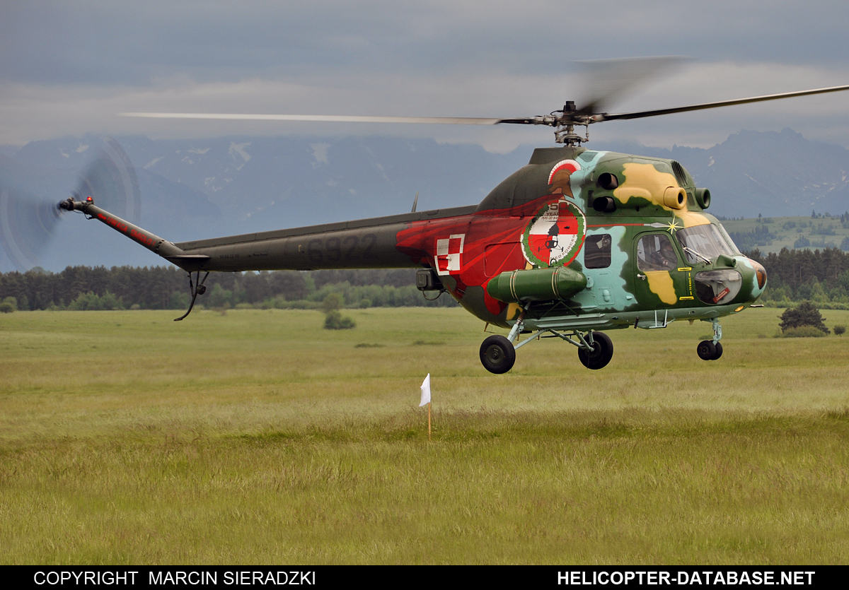 PZL Mi-2URP   6922