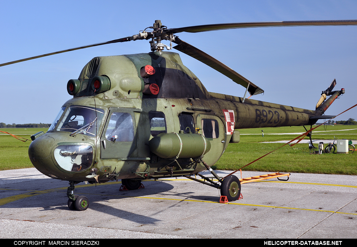 PZL Mi-2URP   6923