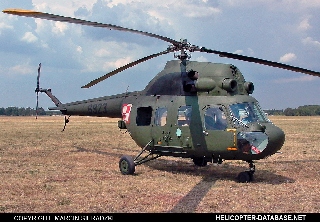 PZL Mi-2URP   6923