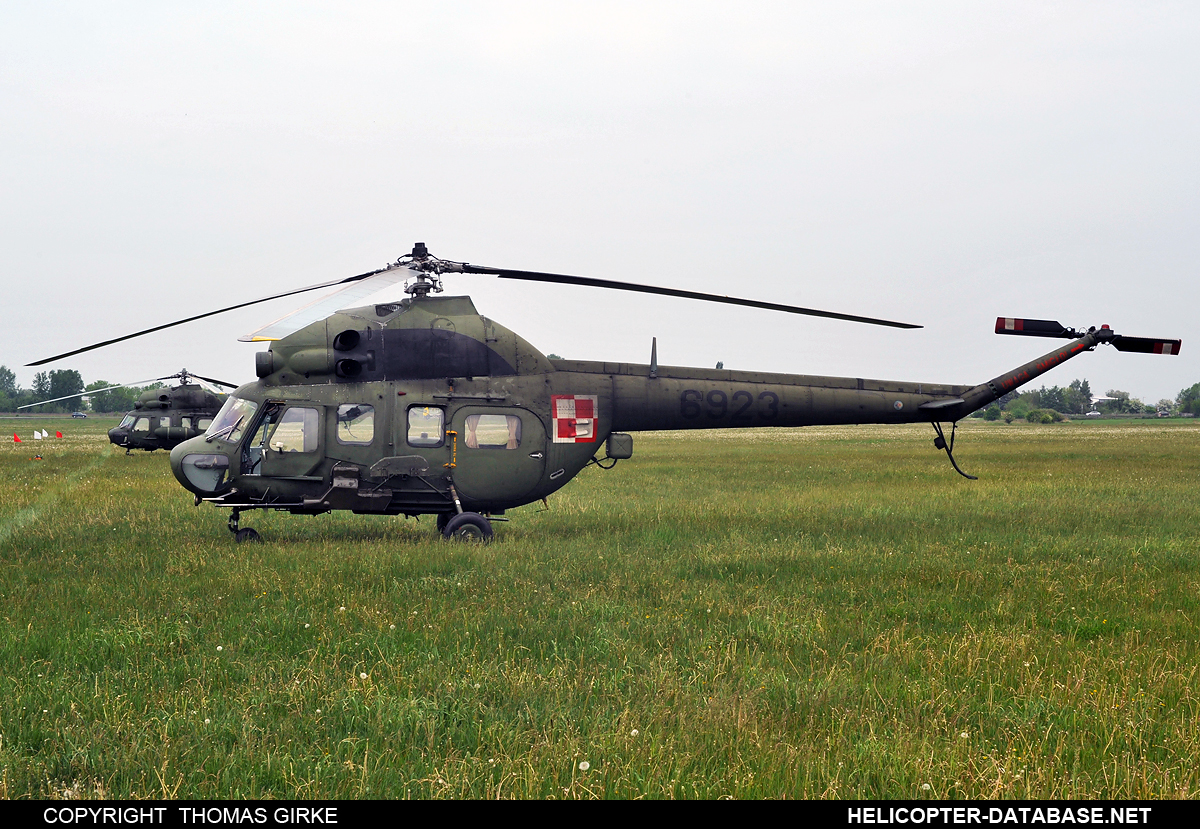 PZL Mi-2URP   6923