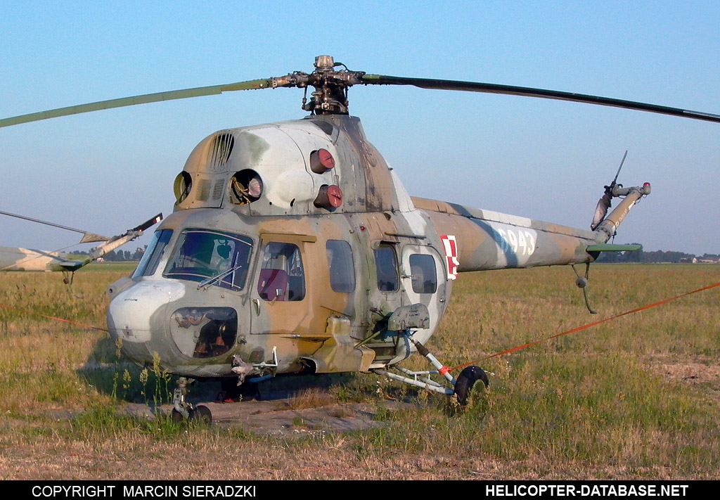 PZL Mi-2URP   6943