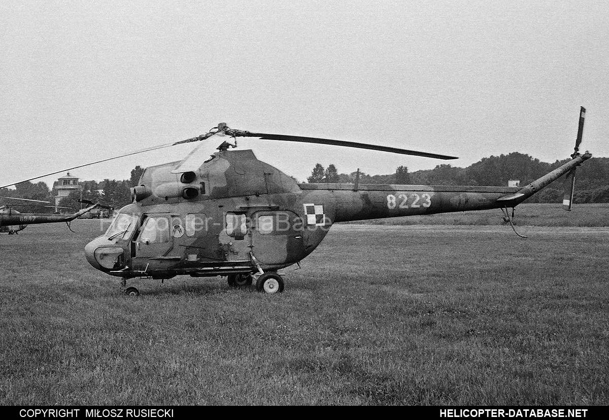 PZL Mi-2URP-G   8223