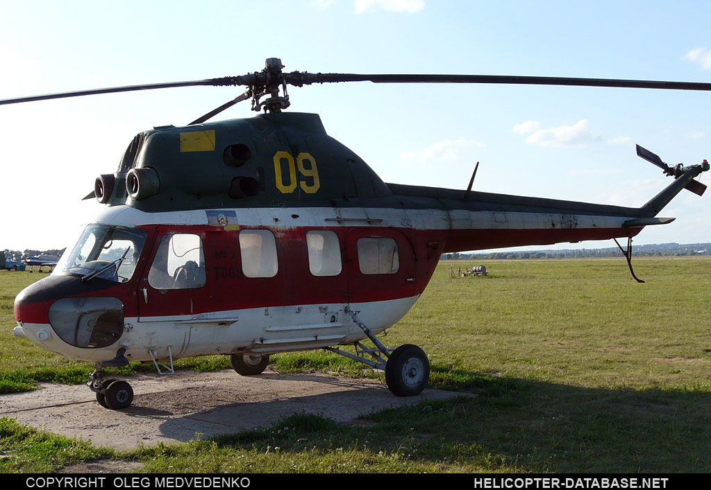 PZL Mi-2   09 yellow