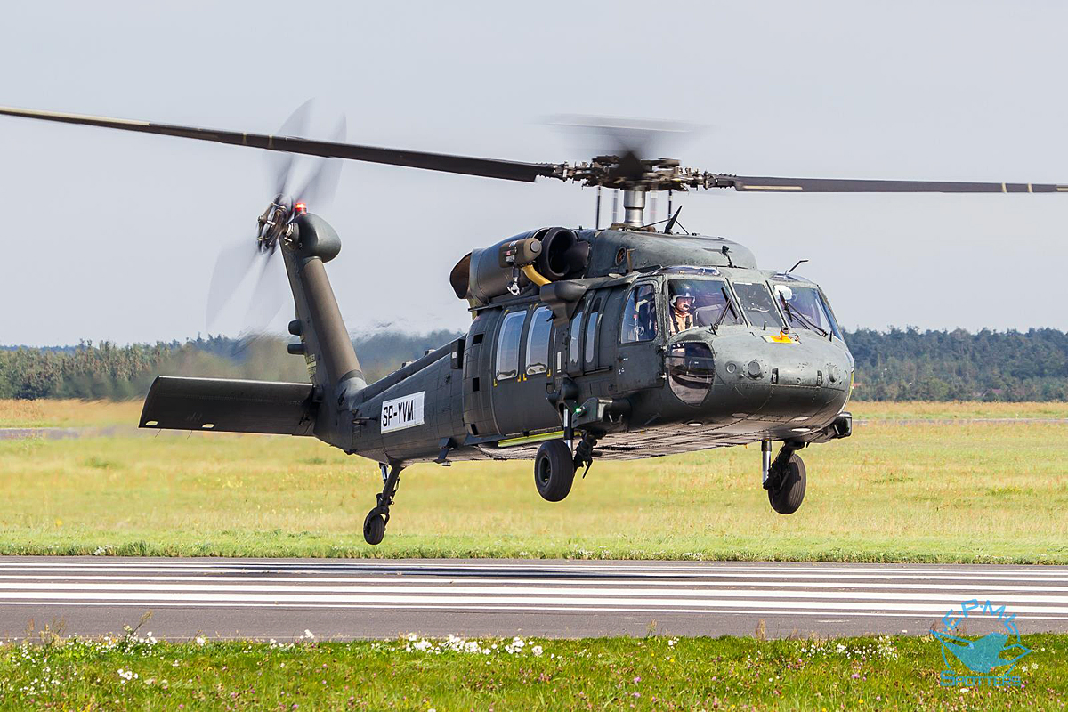 PZL S-70i Black Hawk   SP-YVM