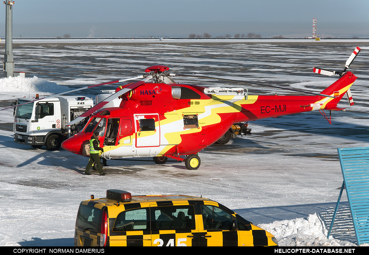 PZL W-3A  Sokół   EC-MJI