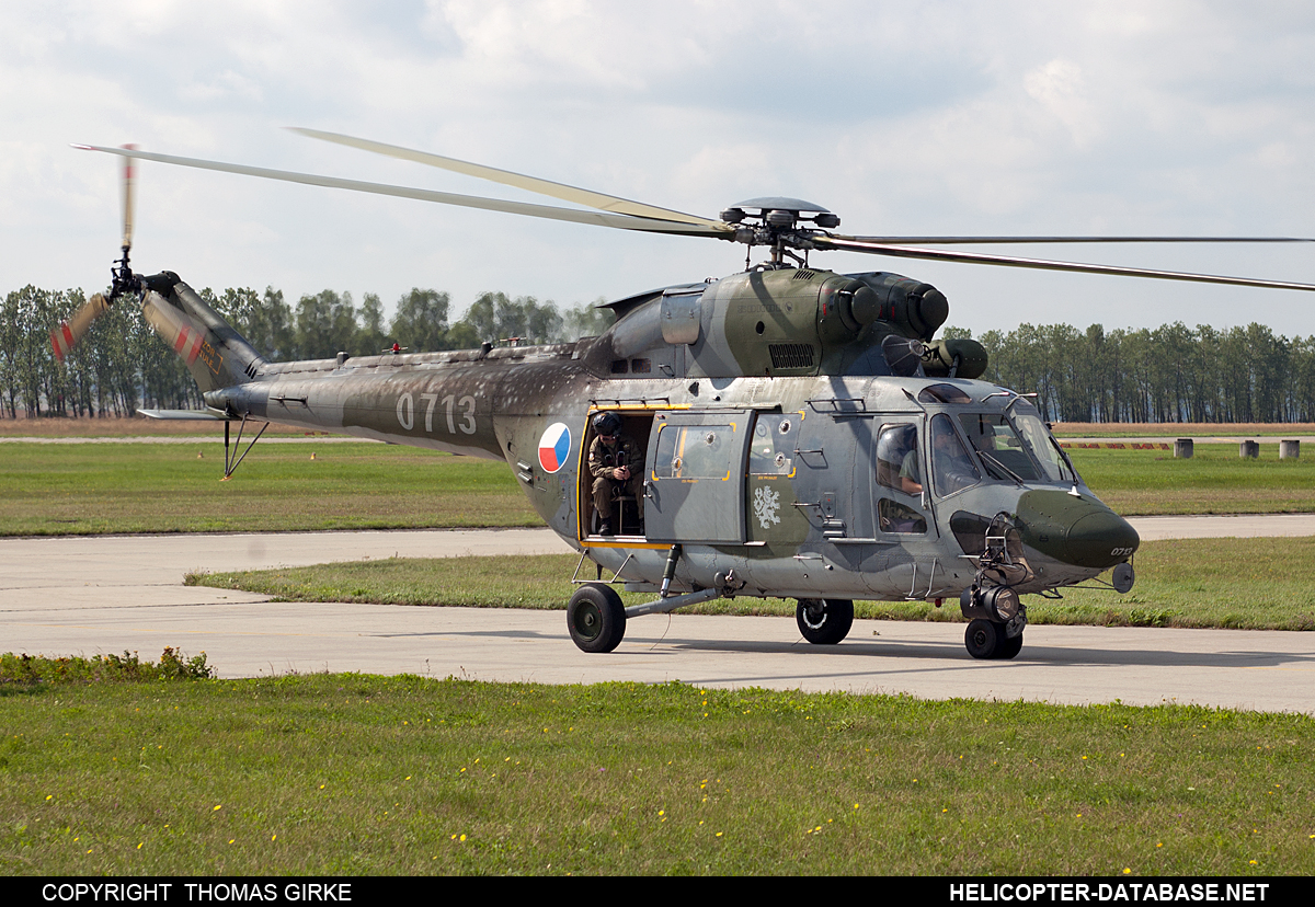 PZL W-3A  Sokół   0713