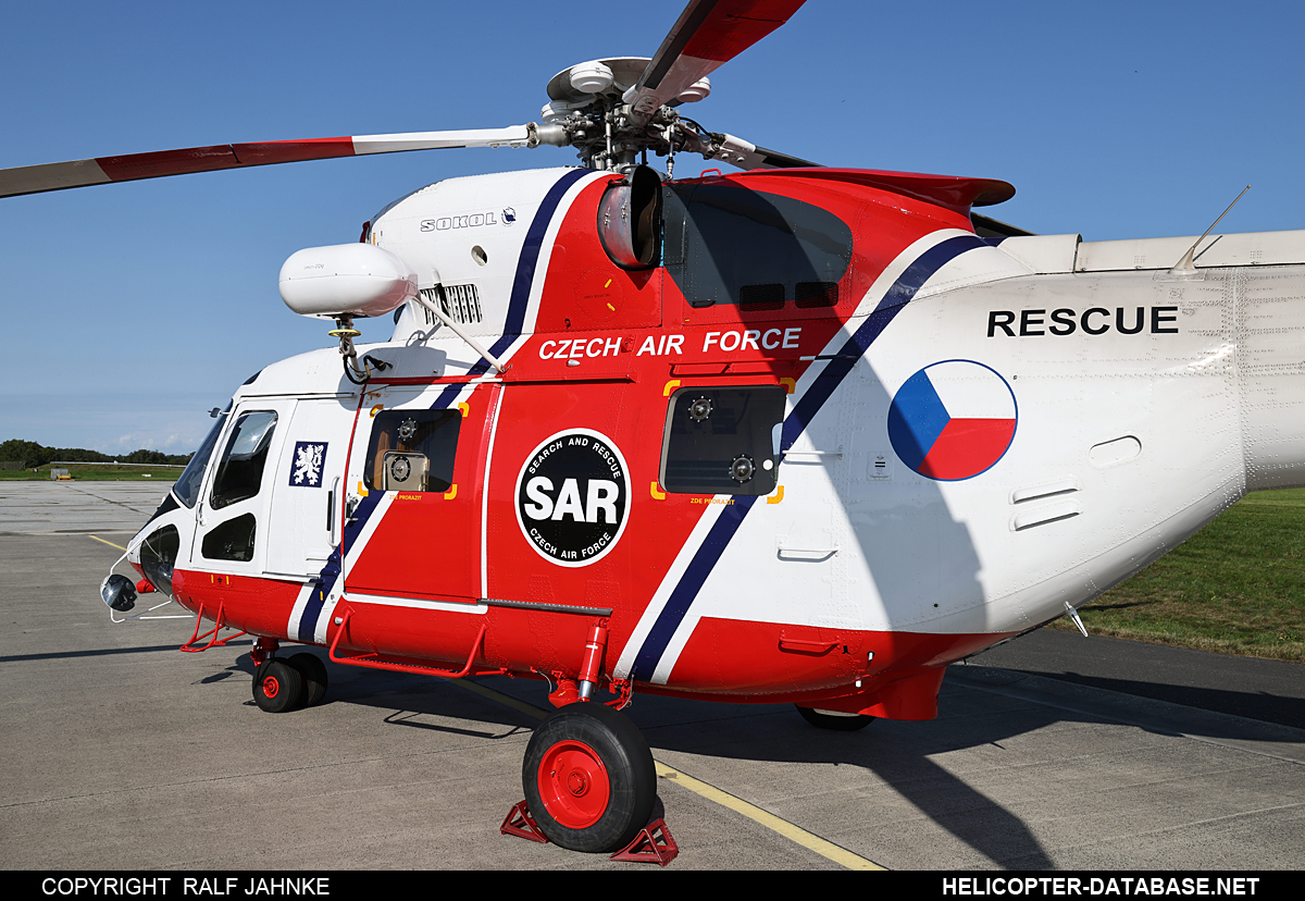 PZL W-3A  Sokół (Czech upgrade)   0716